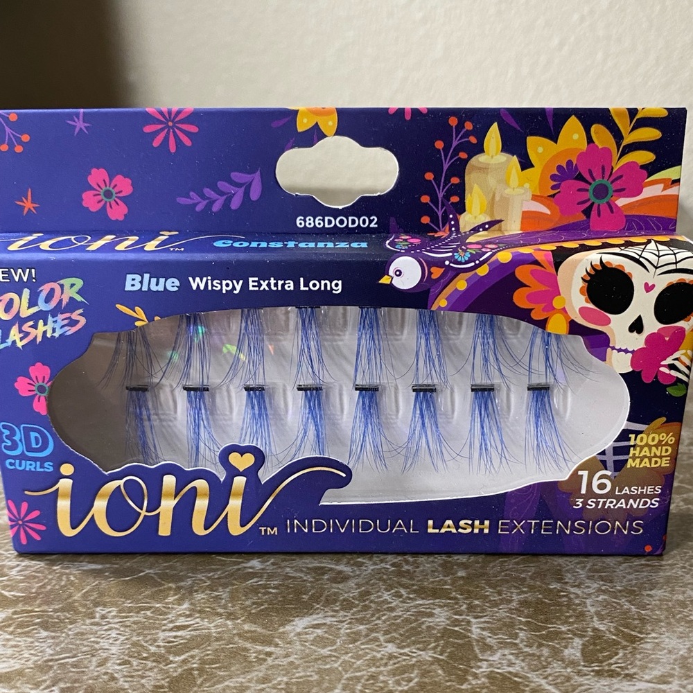 NEW Bundle of 2 Ioni Colorful Eyelashes